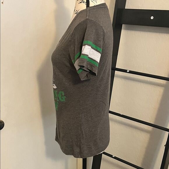 Flogging Molly Music Punk Gray Green Graphic Design V-Neck T-Shirt Concert - Picture 5 of 9